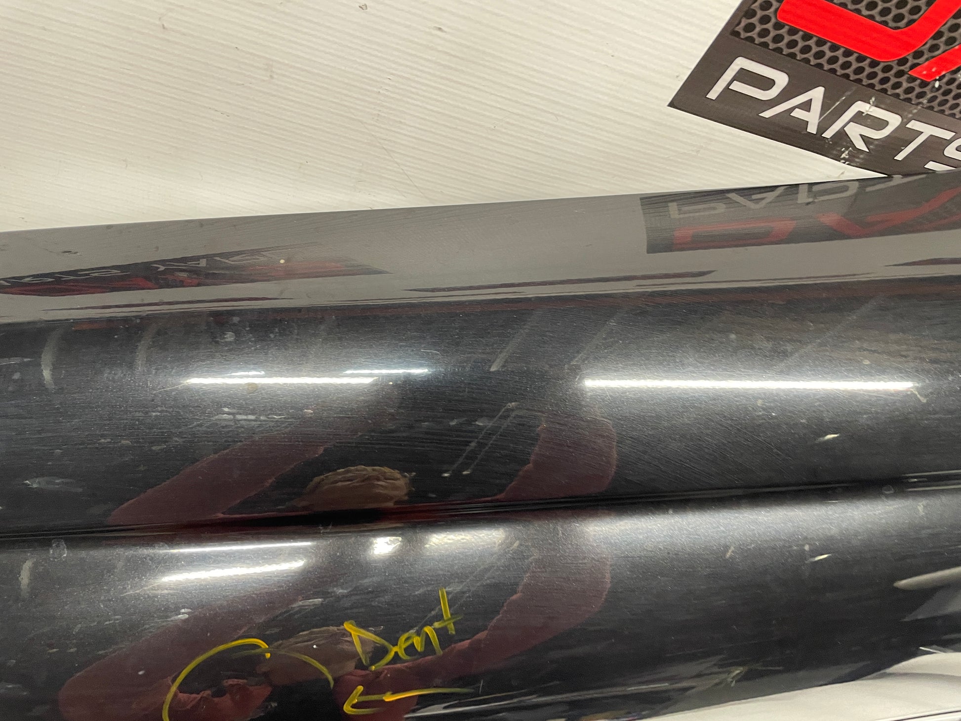 2004 Pontiac GTO LH Driver Front Fender OEM - Day's Parts Yard