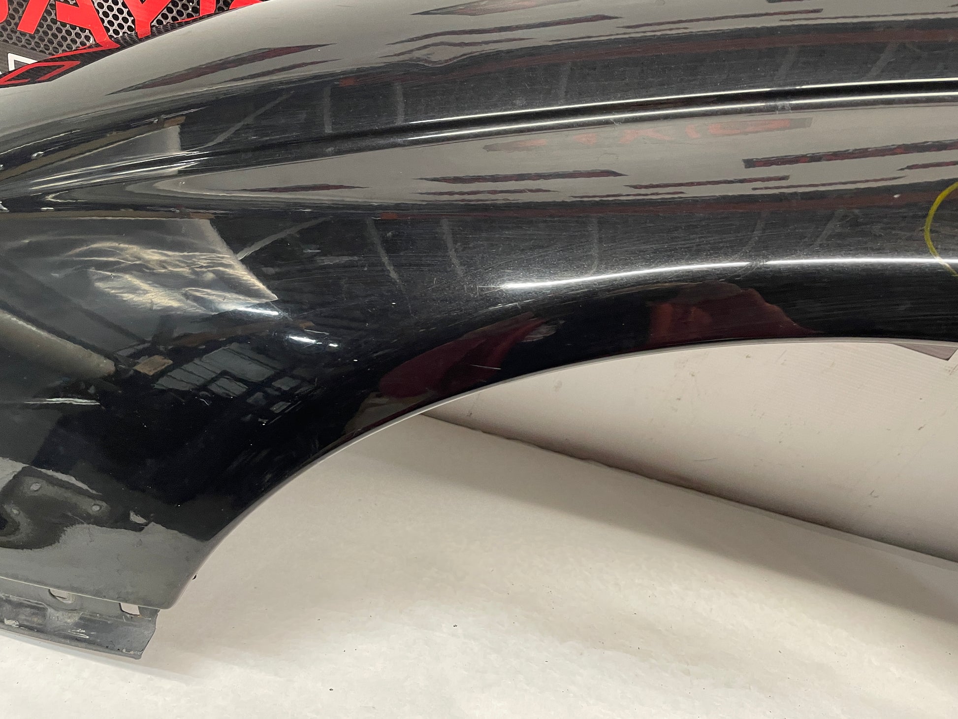 2004 Pontiac GTO LH Driver Front Fender OEM - Day's Parts Yard