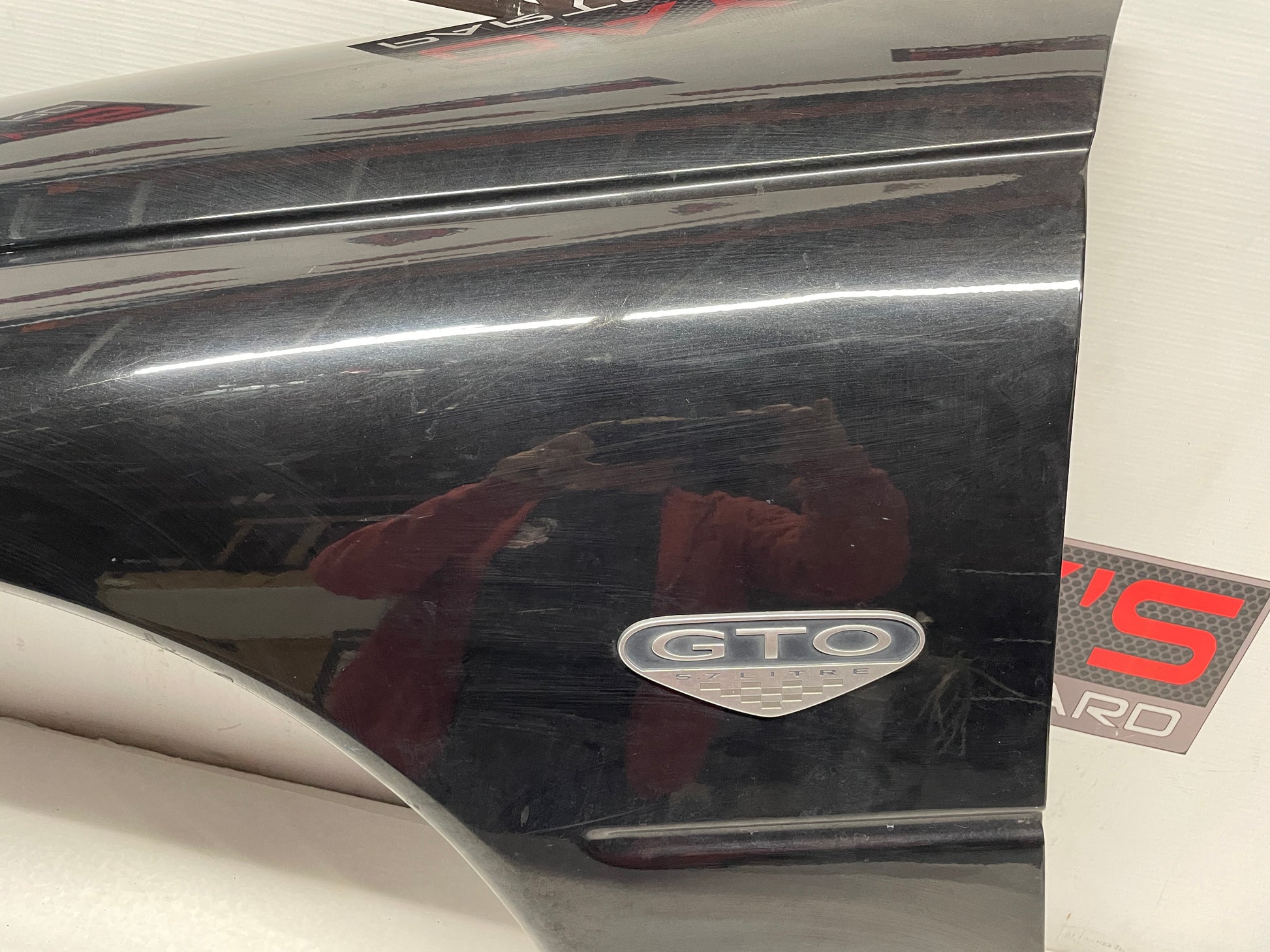 2004 Pontiac GTO LH Driver Front Fender OEM - Day's Parts Yard