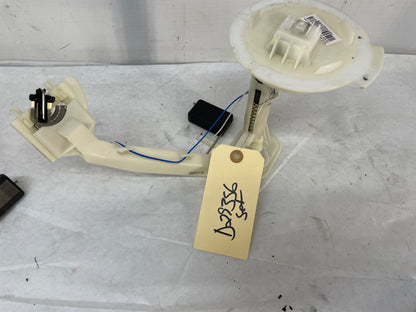 2013 Chevy Caprice PPV Fuel Pump and Level Sending Unit Assembly OEM - Day's Parts Yard