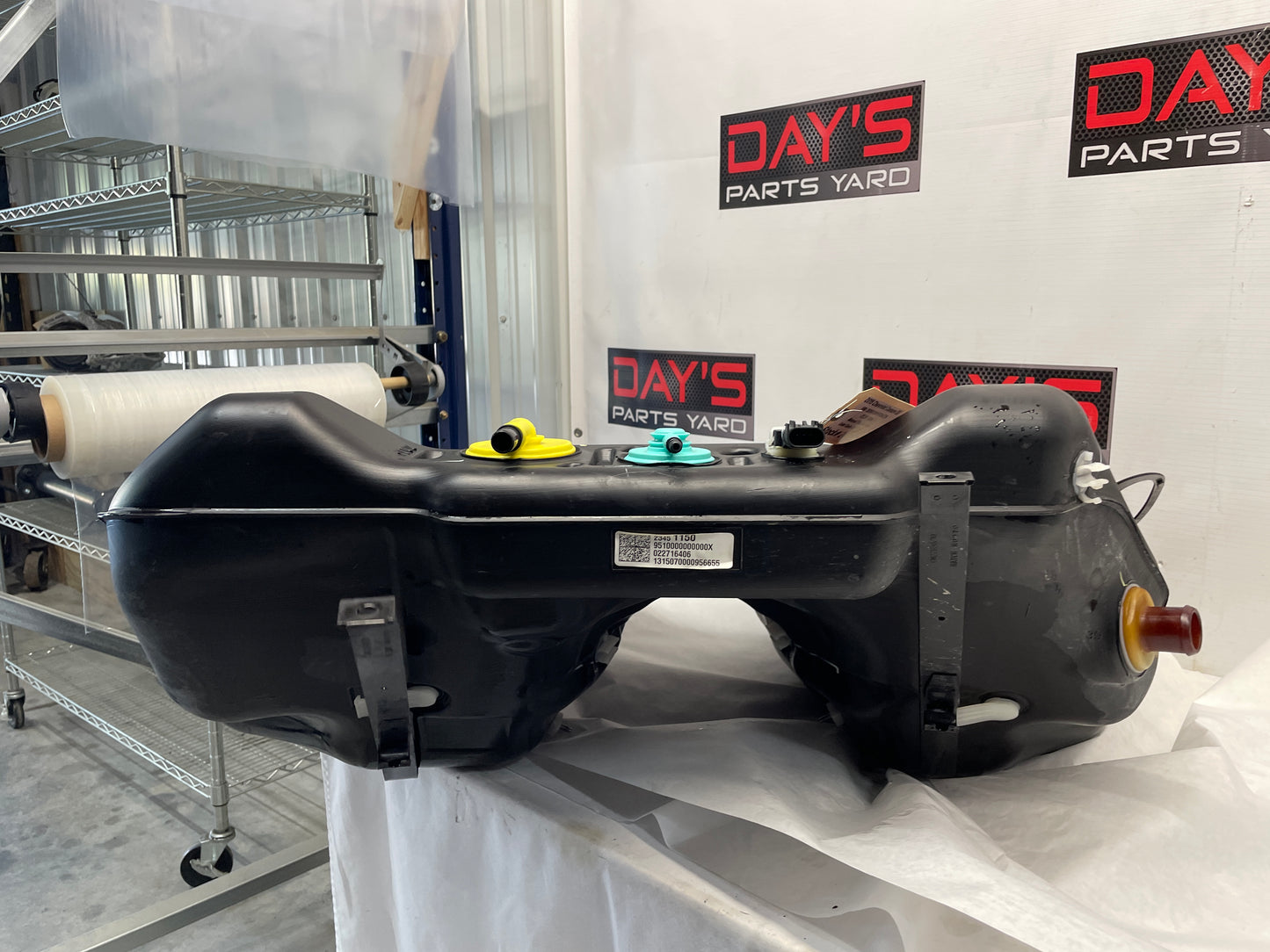 2015 Chevy Camaro SS Fuel Gas Tank OEM