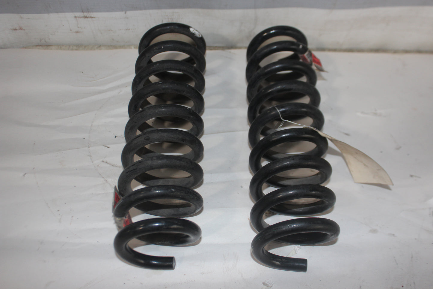 2016 Cadillac CTS-V Rear Coil Spring Set OEM