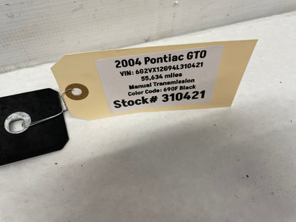 2004 Pontiac GTO LH Driver  Fender Side Skirt Rocker Molding Support Bracket OEM - Day's Parts Yard