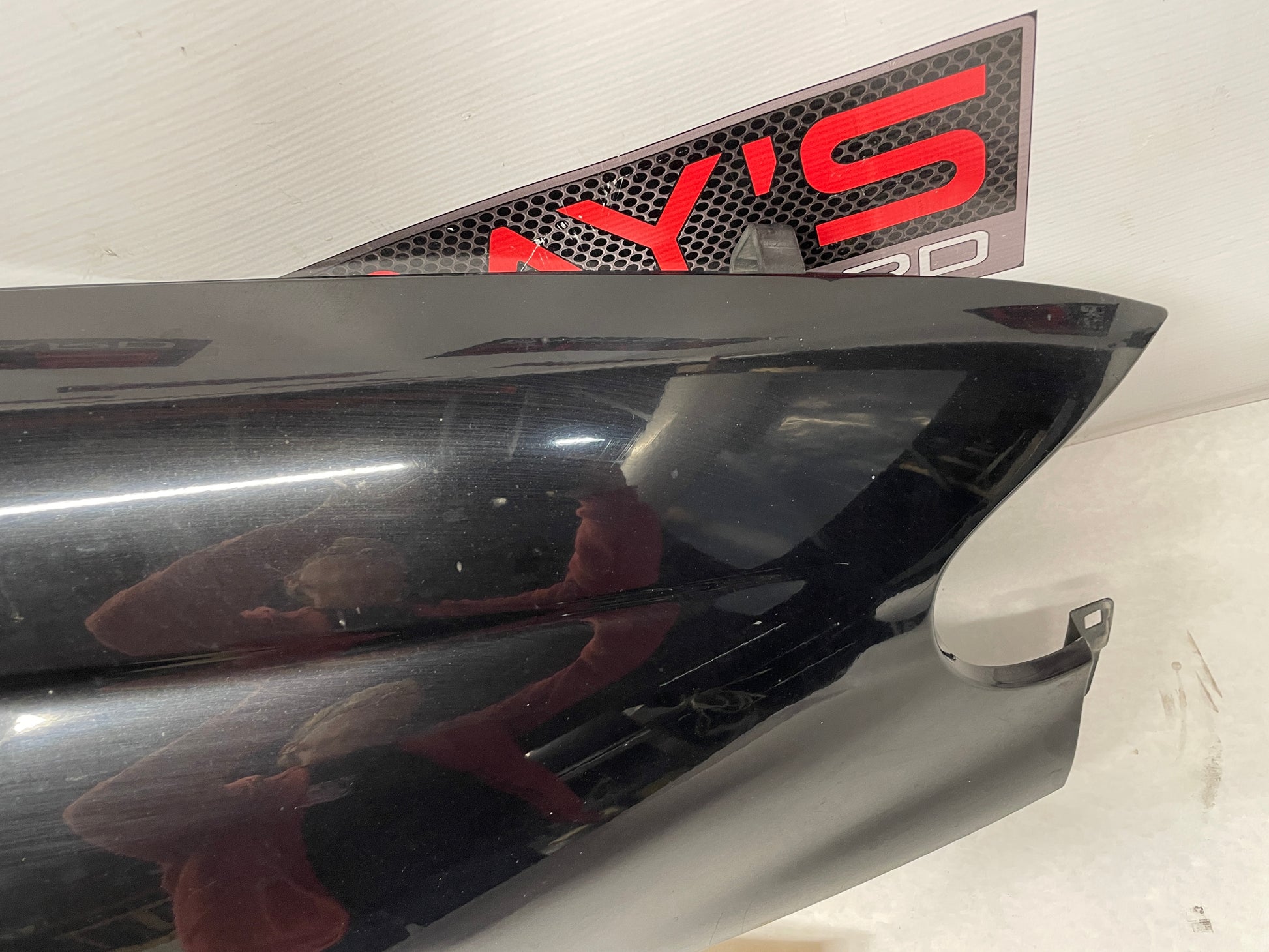 2004 Pontiac GTO RH Passenger Front Fender OEM - Day's Parts Yard