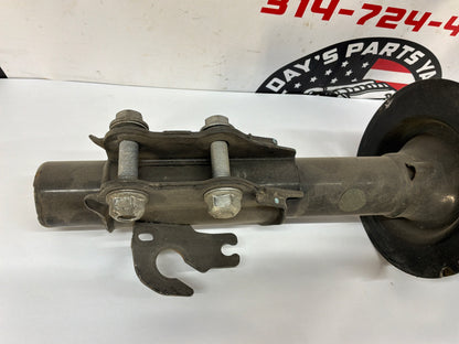 Lh front strut - Day's Parts Yard