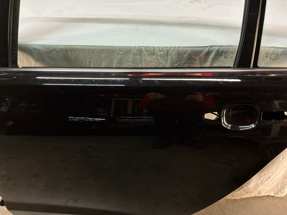 Lh rear door - Day's Parts Yard