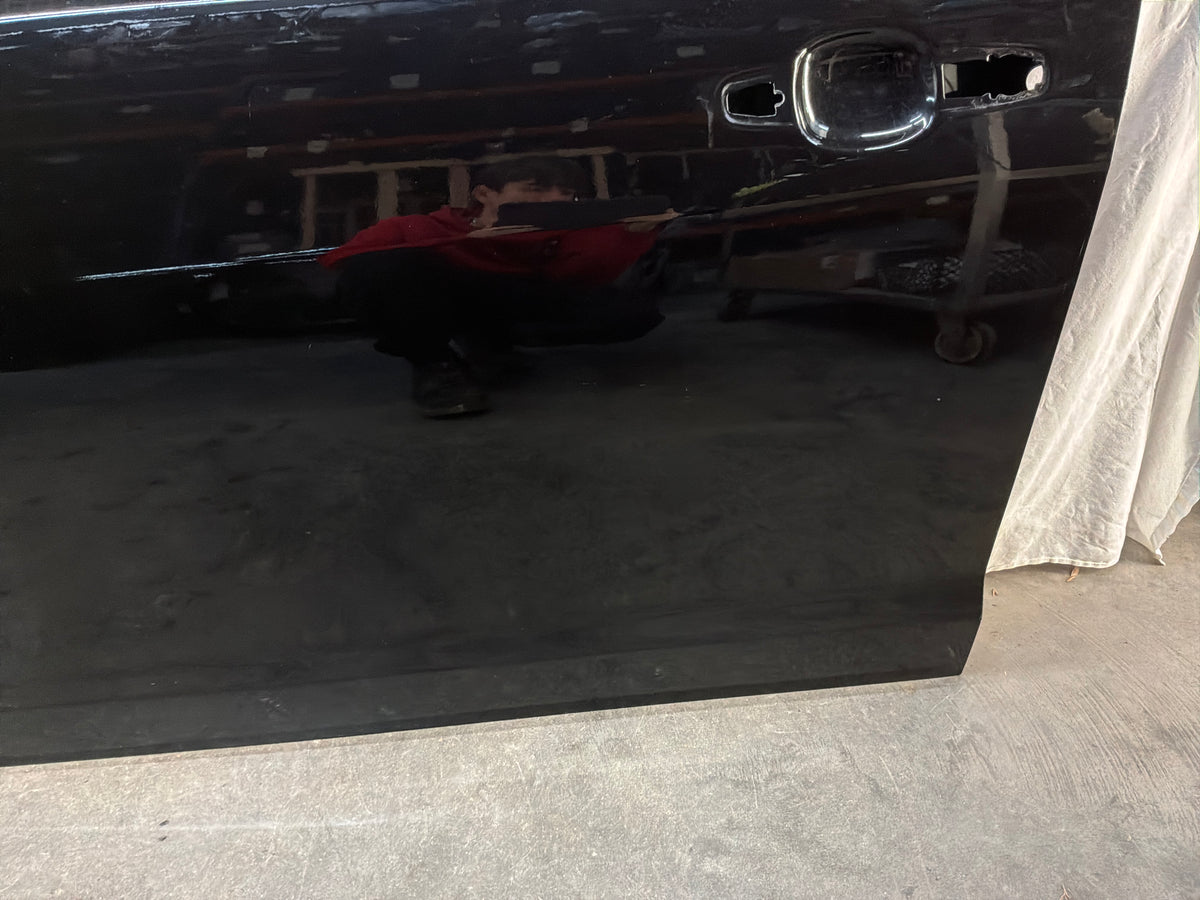 Lh front door - Day's Parts Yard