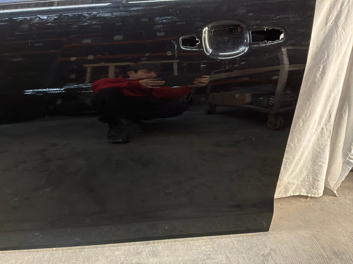 Lh front door - Day's Parts Yard