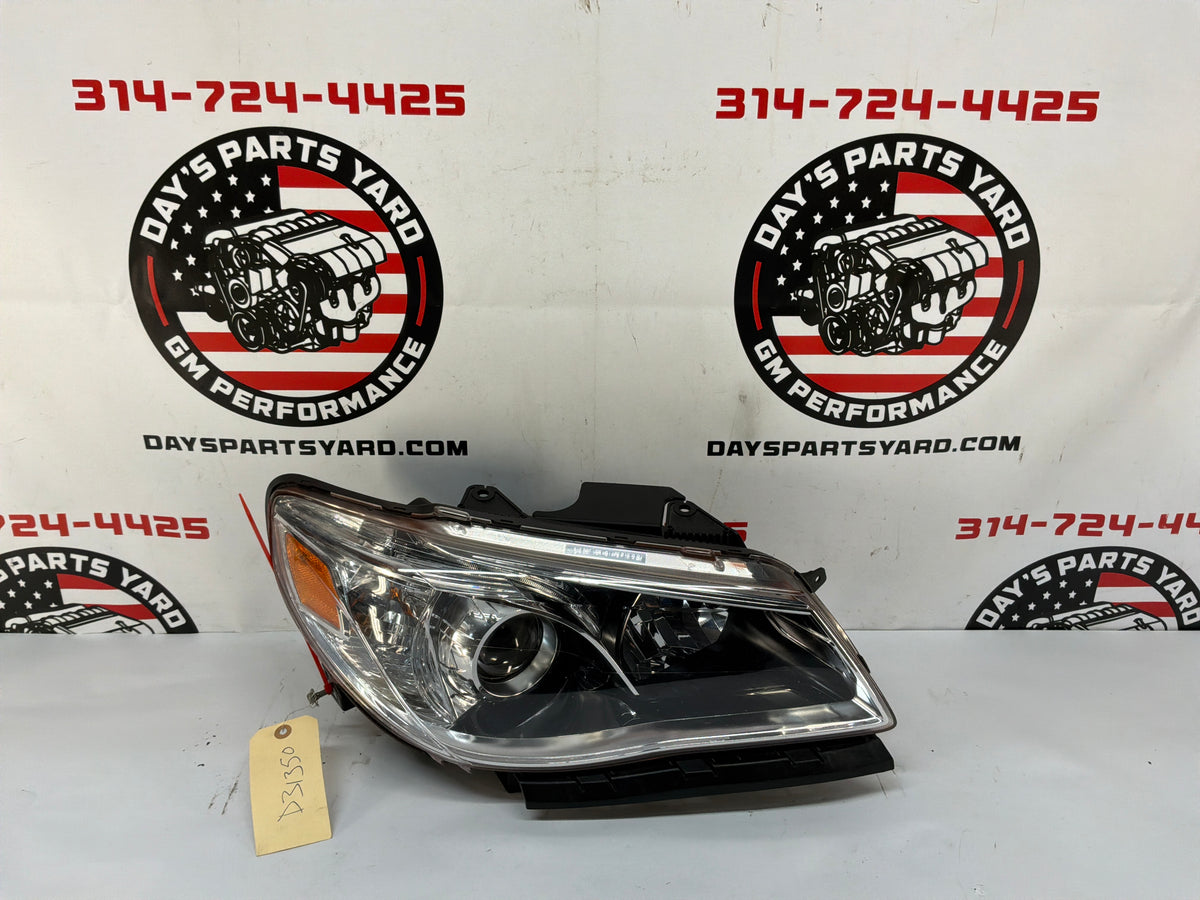 Rh headlight - Day's Parts Yard
