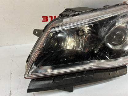 Lh headlight - Day's Parts Yard