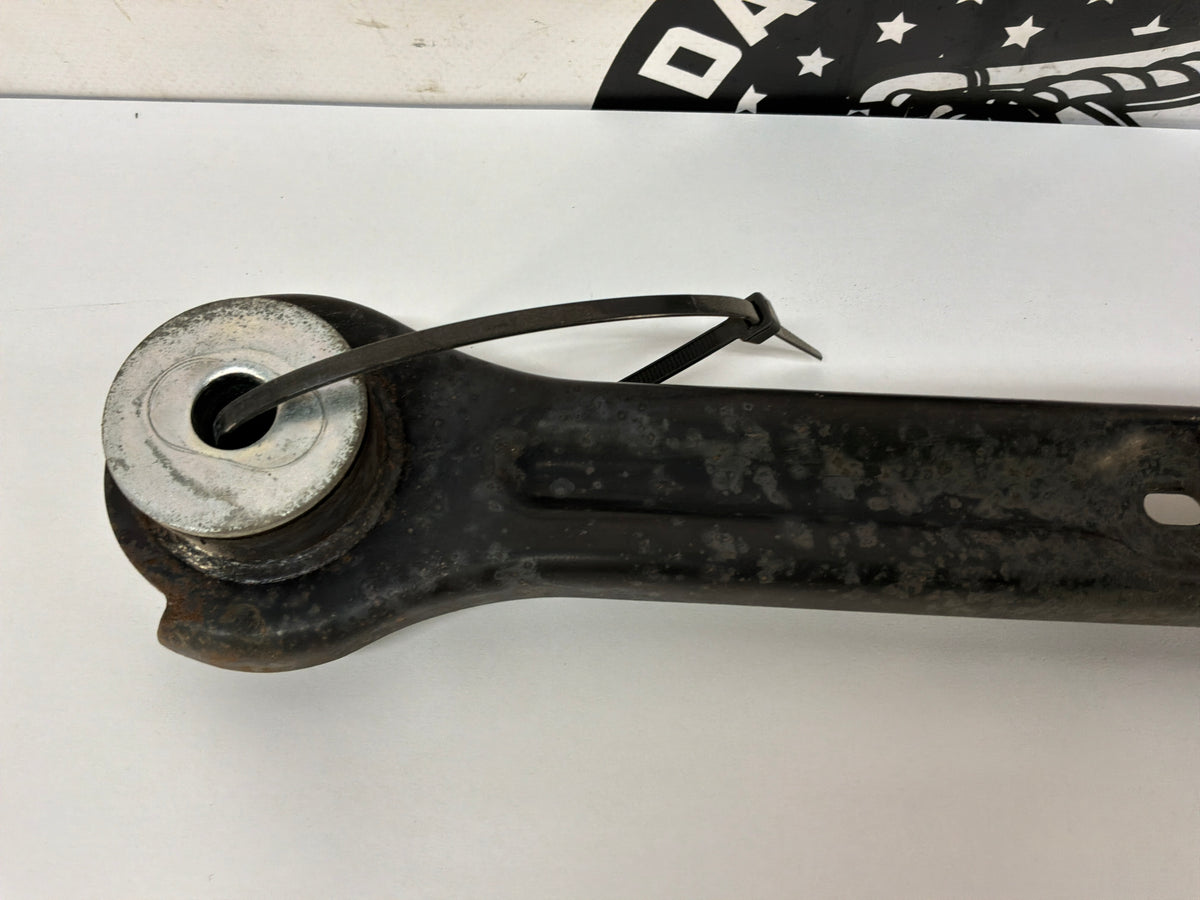 Rear lh control arm - Day's Parts Yard