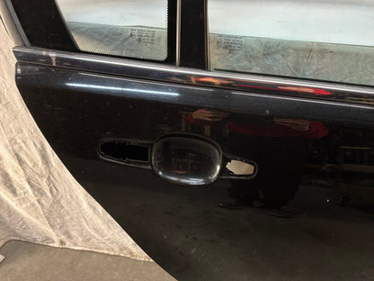 Rh rear door - Day's Parts Yard