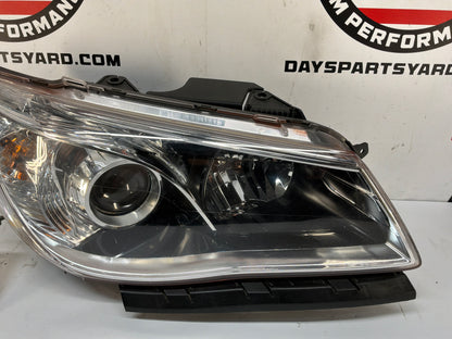 Rh headlight - Day's Parts Yard