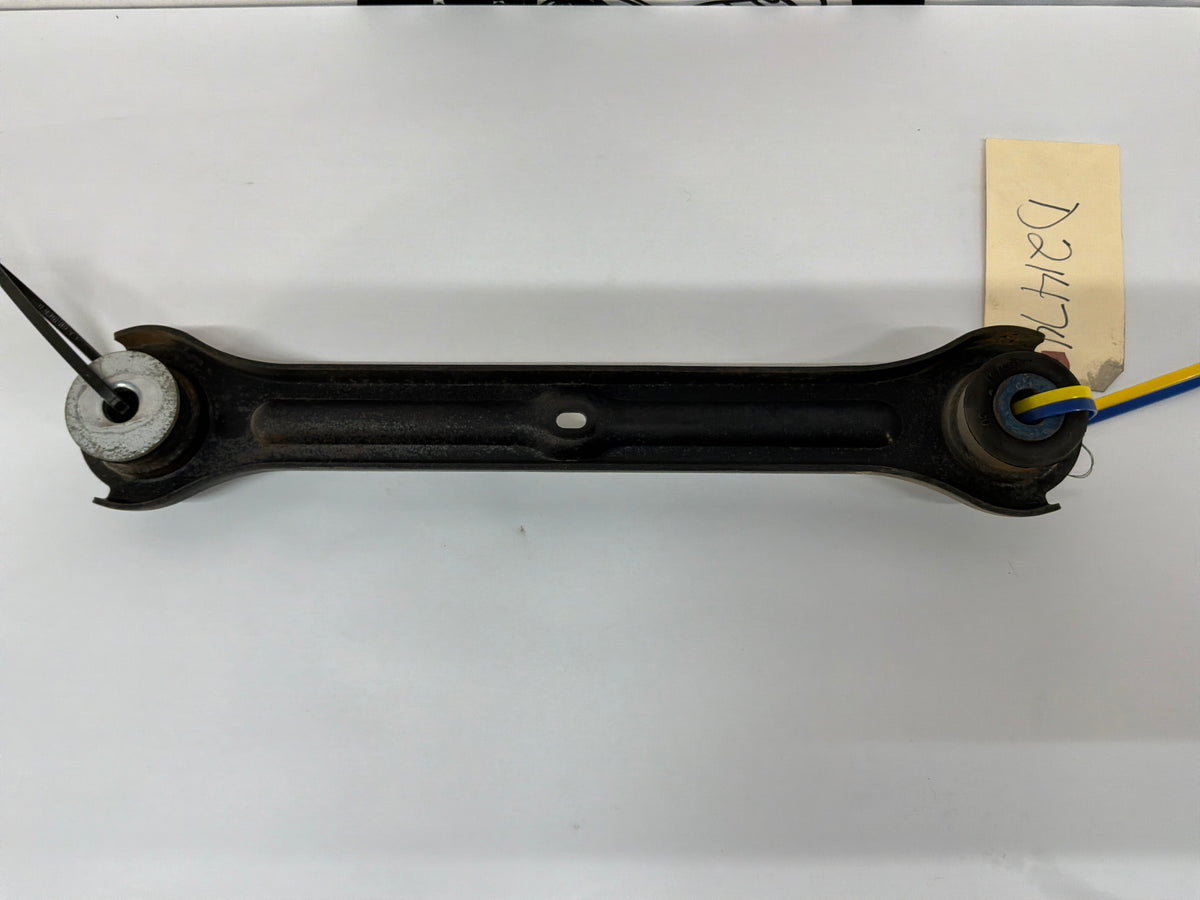 Rear lh control arm - Day's Parts Yard