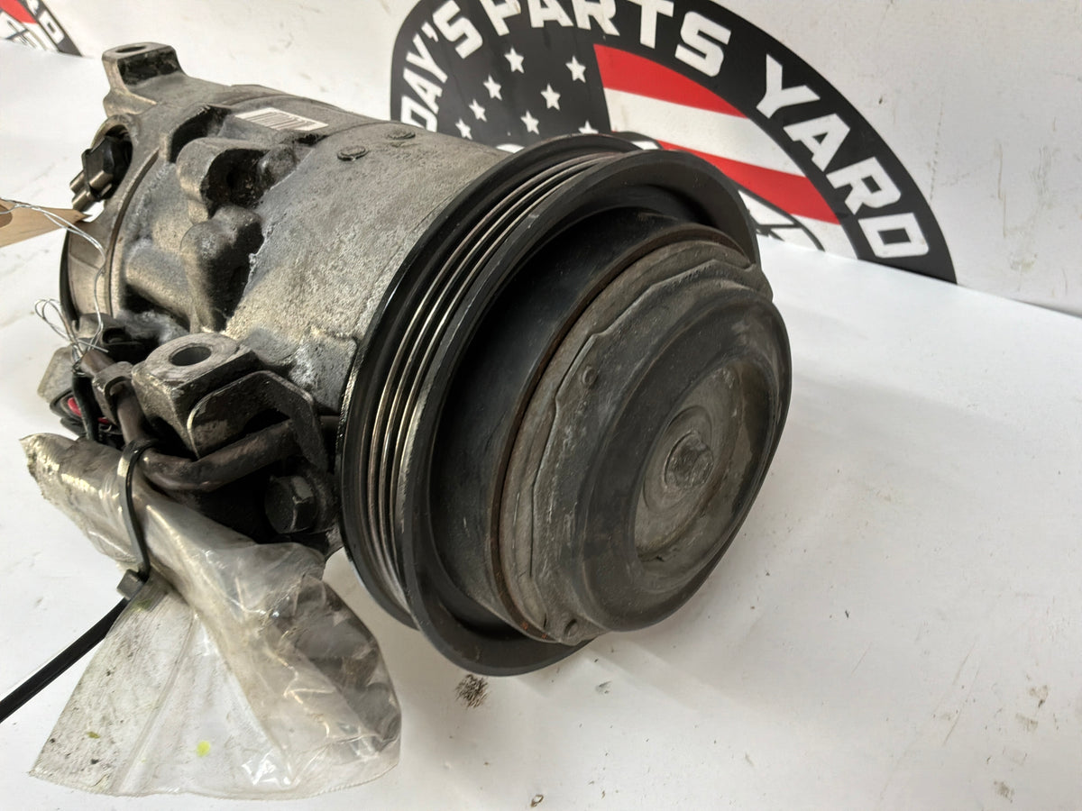 Ac compressor - Day's Parts Yard