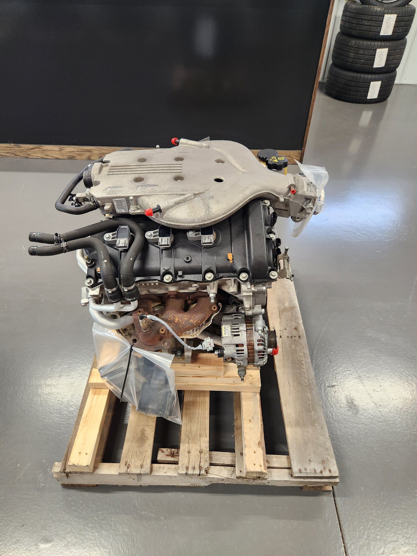 Pontiac G8 Base 3.6L LY7 V6 Engine Motor Assembly