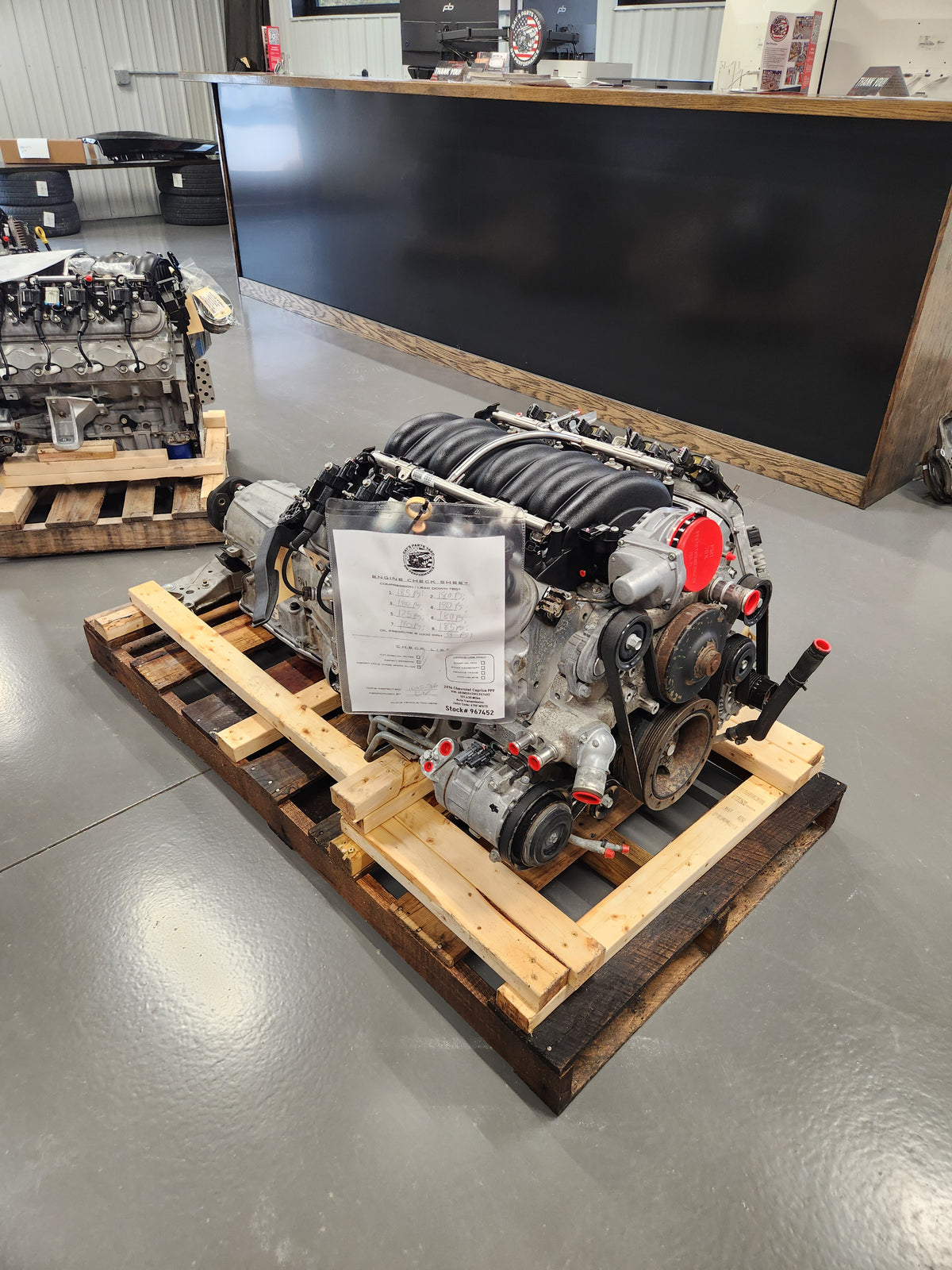 6.0L L77 L76 LS2 Engine 6L80 Automatic Transmission Drivetrain Pullout 355HP 107k