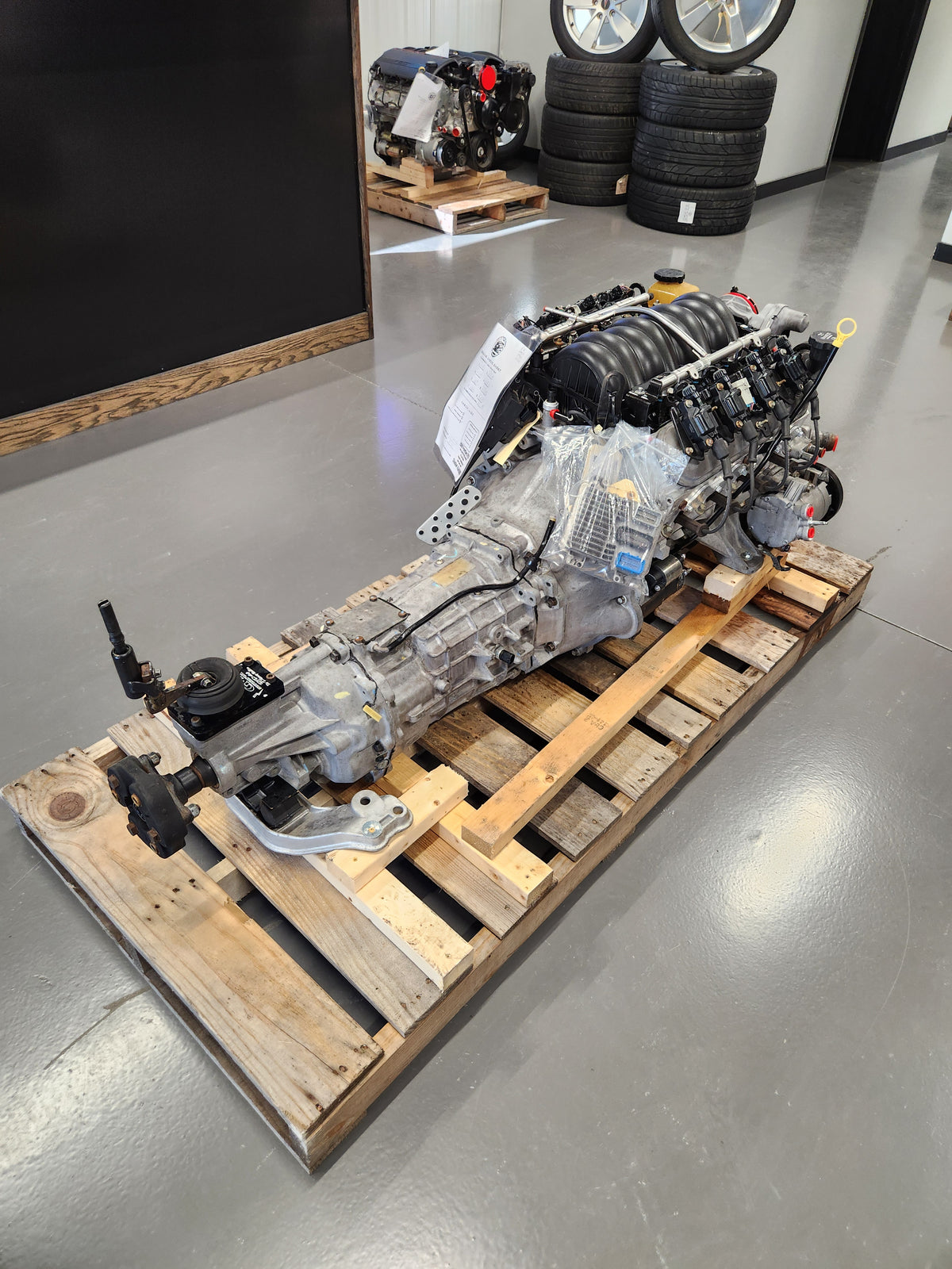 6.0 LS2 Engine T56 6 Speed Manual Transmission Drivetrain Pullout 400HP 121k Miles