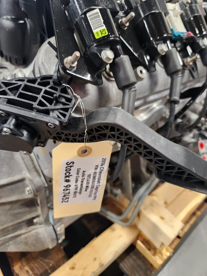 6.0L L77 L76 LS2 Engine 6L80 Automatic Transmission Drivetrain Pullout 355HP 107k