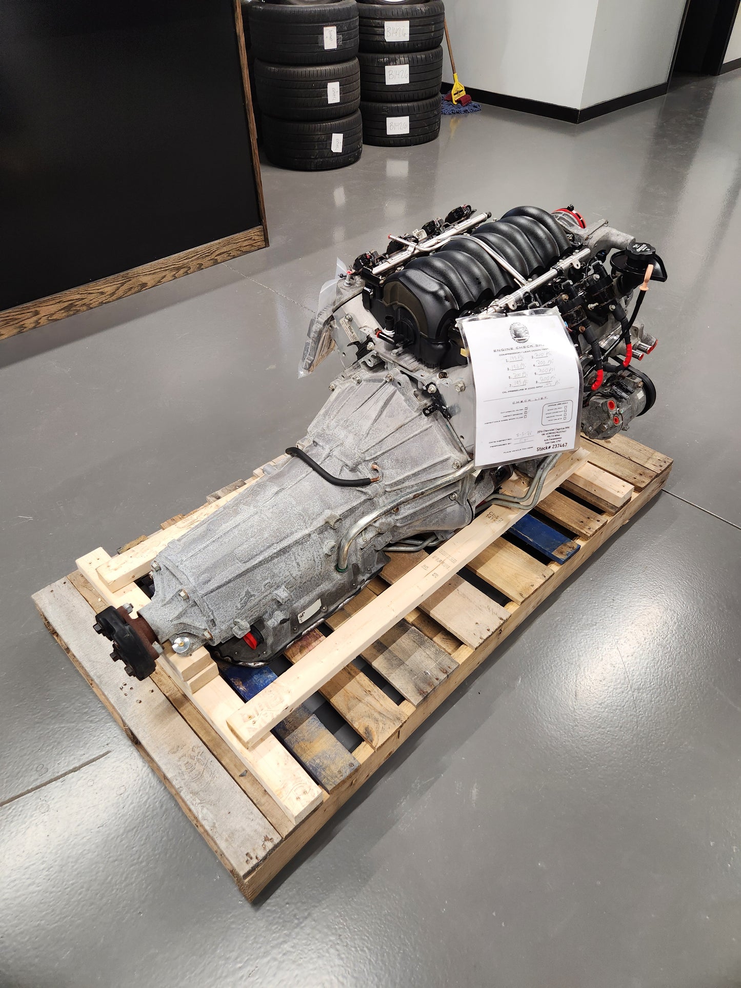 6.0L L77 L76 LS2 Engine 6L80 Automatic Transmission Drivetrain Pullout 158k