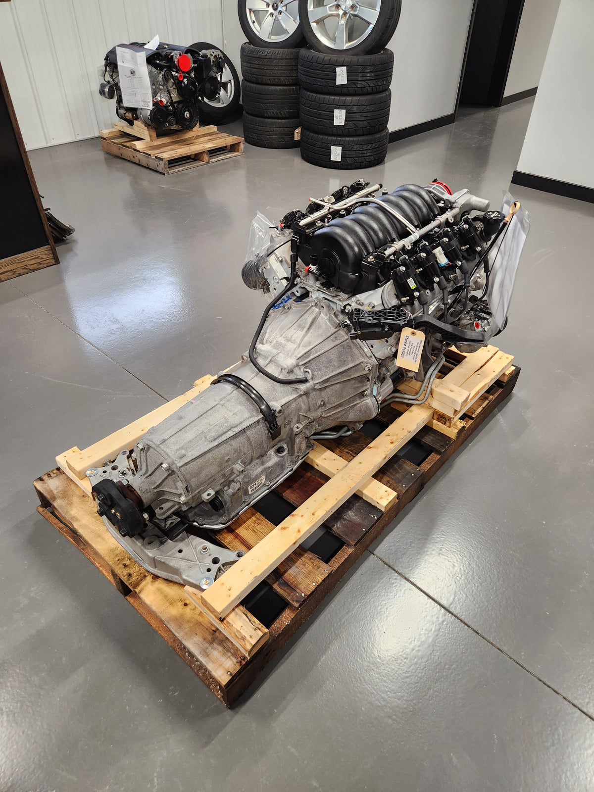 6.0L L77 L76 LS2 Engine 6L80 Automatic Transmission Drivetrain Pullout 355HP 107k
