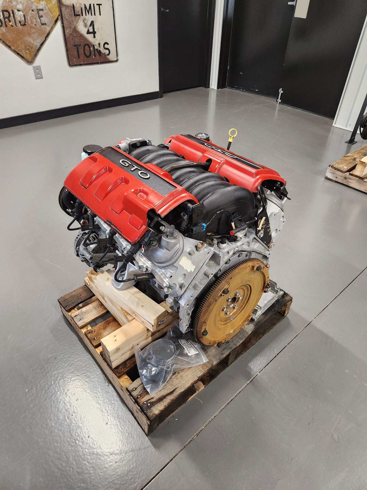 5.7 LS1 Engine 4L60 Automatic Transmission Drivetrain Pullout 139k 350HP