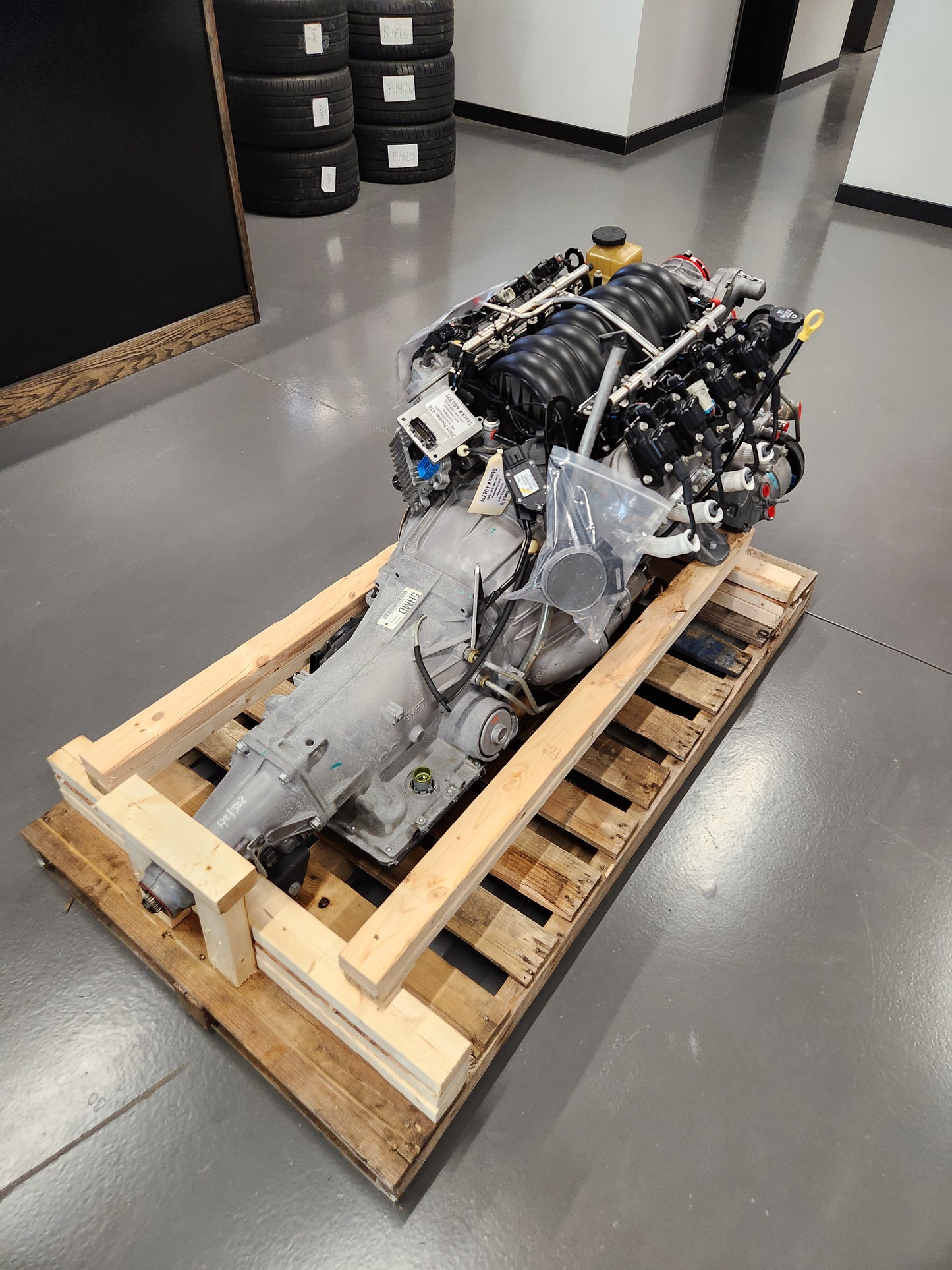 6.0 LS2 Engine 4L65 Automatic Transmission Drivetrain Pullout 400HP 42k Miles