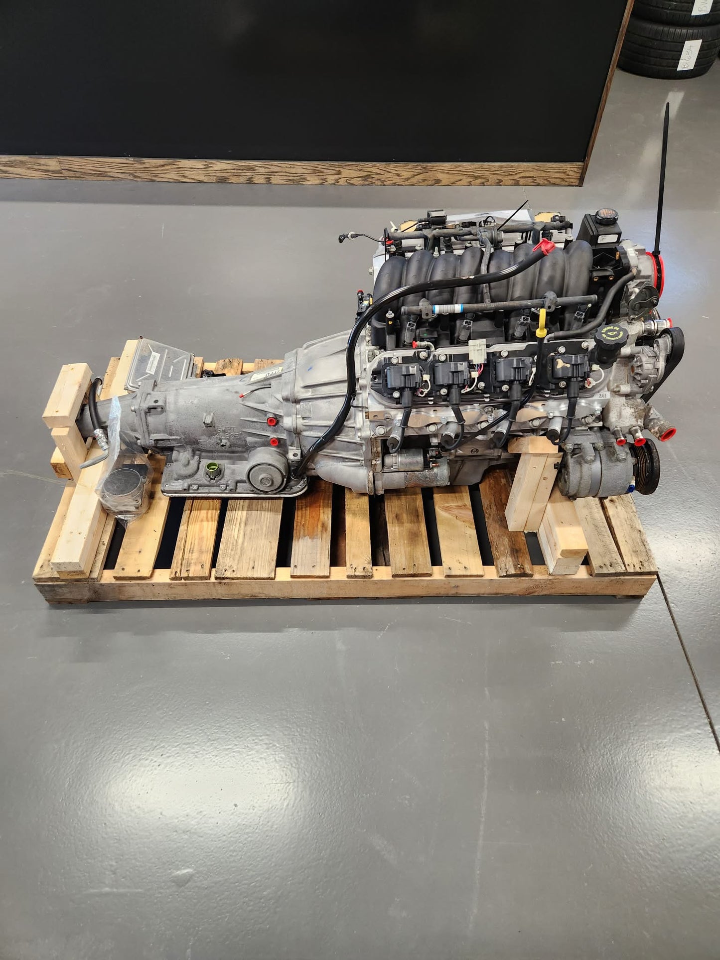 5.7 LS1 Engine 4L60 Automatic Transmission Drivetrain Pullout 104k