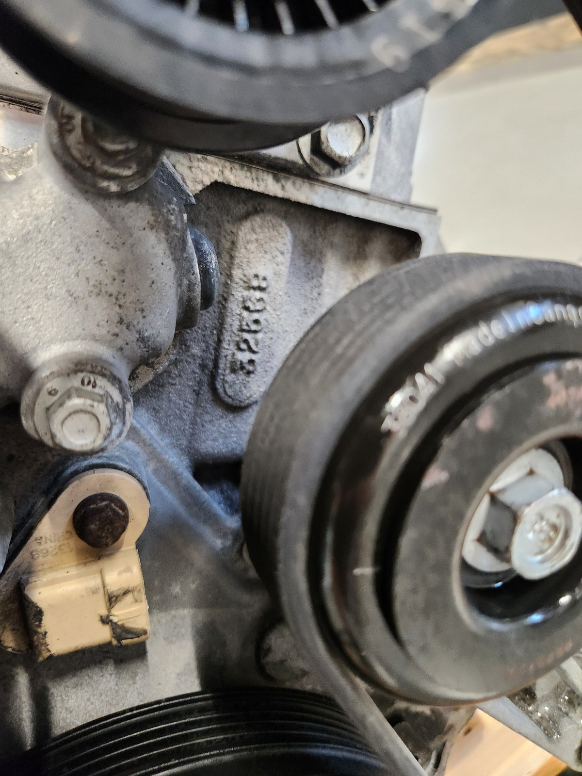 6.0L L77 L76 LS2 Engine 6L80 Automatic Transmission Drivetrain Pullout 355HP 123k