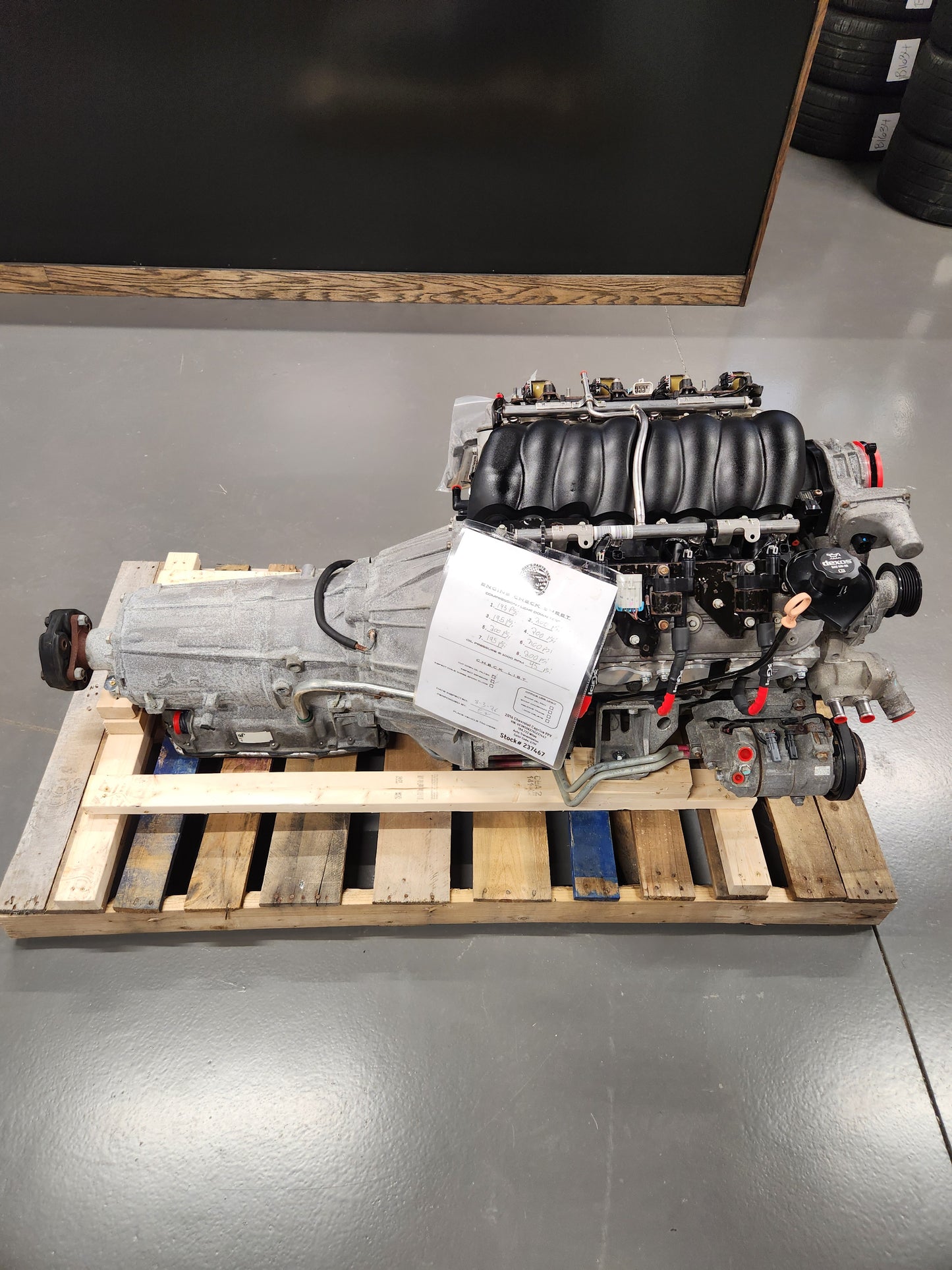 6.0L L77 L76 LS2 Engine 6L80 Automatic Transmission Drivetrain Pullout 158k