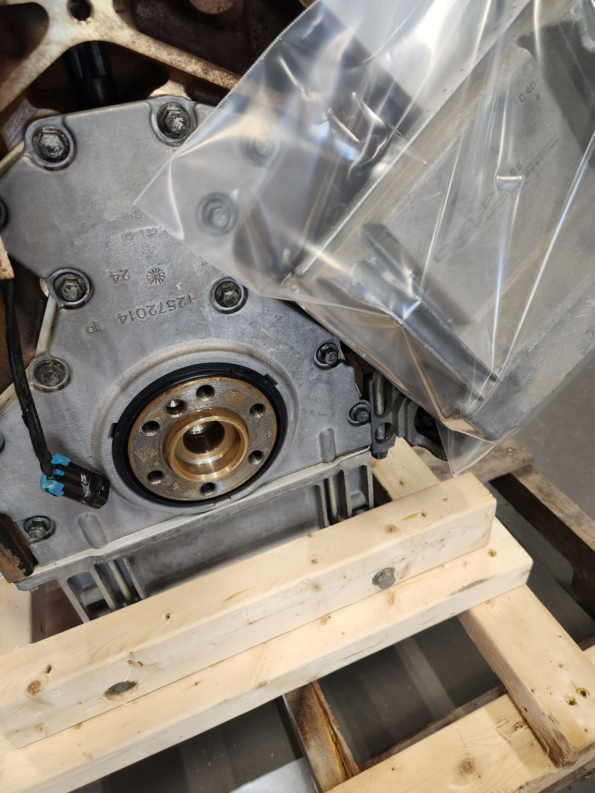 6.0L LQ4 Iron Block Complete Engine Motor Pullout Assembly Silverado Sierra 100k Miles - Day's Parts Yard