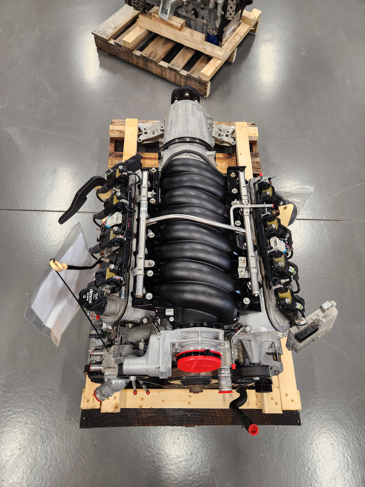 6.0L L77 L76 LS2 Engine 6L80 Automatic Transmission Drivetrain Pullout 355HP 107k
