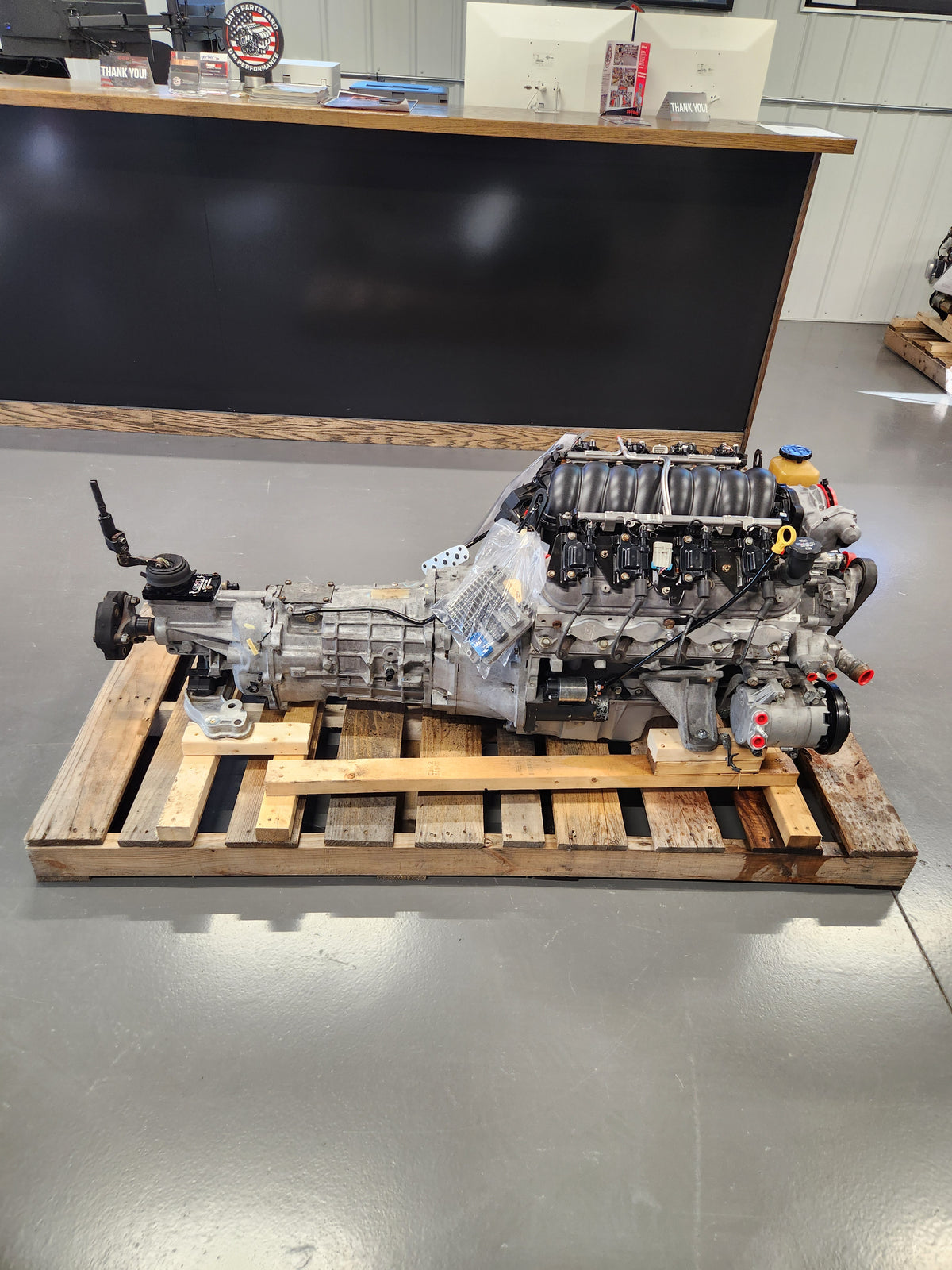 6.0 LS2 Engine T56 6 Speed Manual Transmission Drivetrain Pullout 400HP 121k Miles