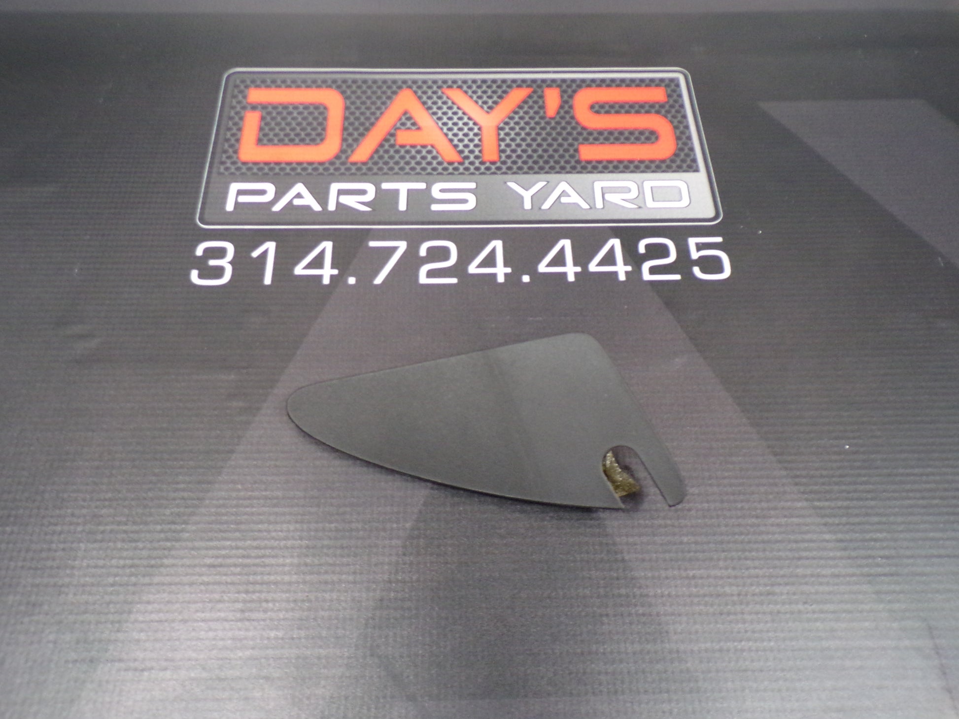 2008-2009 Pontiac G8 Interior Mirror Bolt Cover RH OEM - Day's Parts Yard