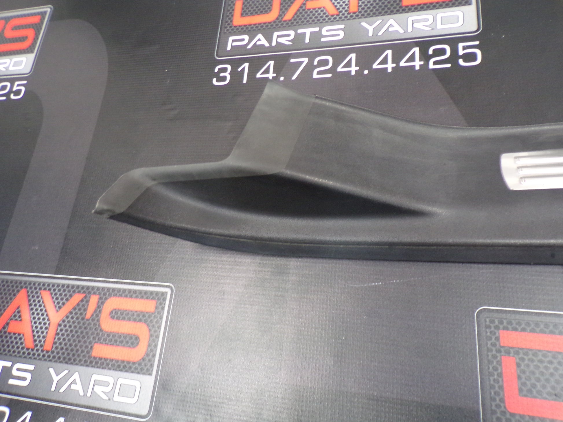 2009 Pontiac G8 Door Trim Sill Kick Panel Right Rear  OEM - Day's Parts Yard