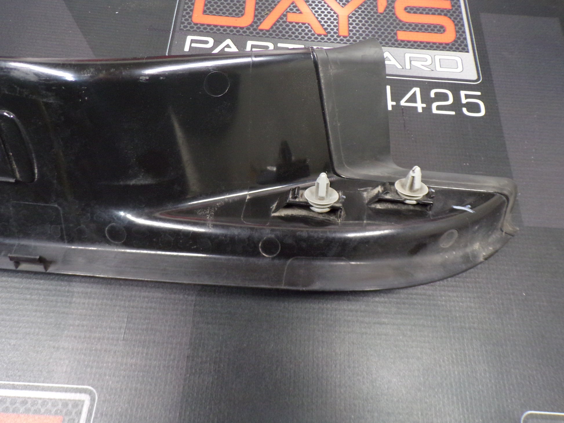 2009 Pontiac G8 Door Trim Sill Kick Panel Right Rear  OEM - Day's Parts Yard