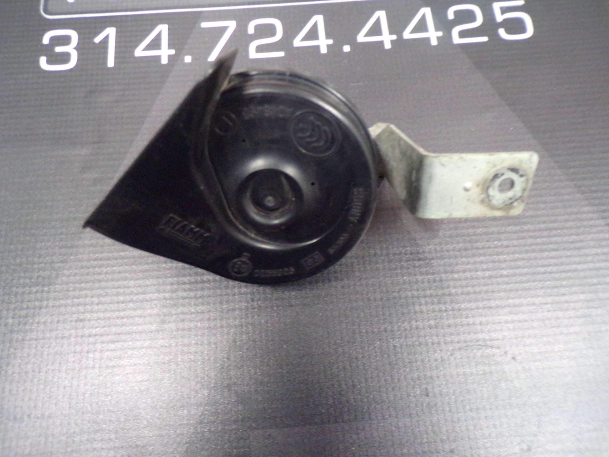 2008-2009 Pontiac G8 Horn 92199555 OEM - Day's Parts Yard