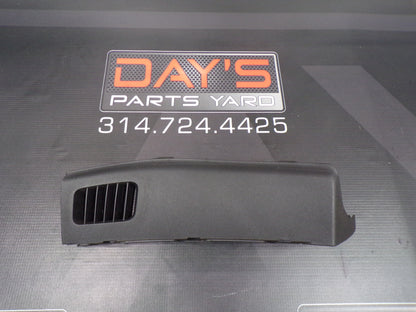 2008-2009 Pontiac G8 Dash End Cap Trim Vent RH  92221868 OEM - Day's Parts Yard