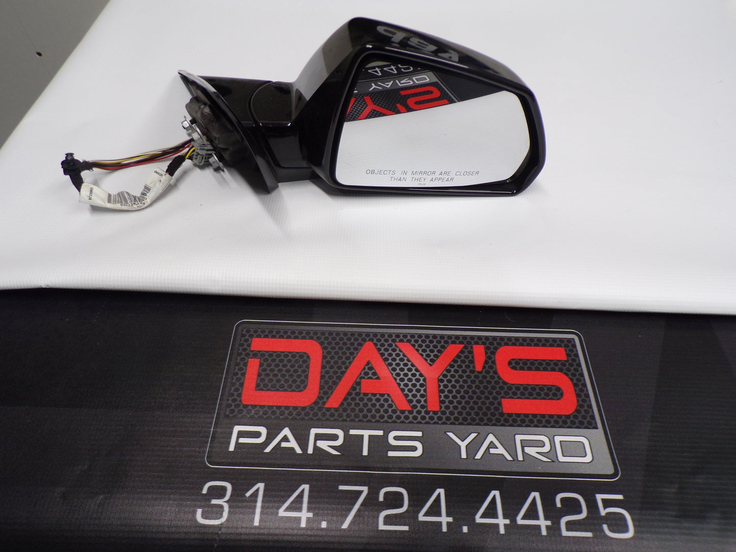Cadillac CTS-V Exterior Mirror RH 25951706  OEM - Day's Parts Yard