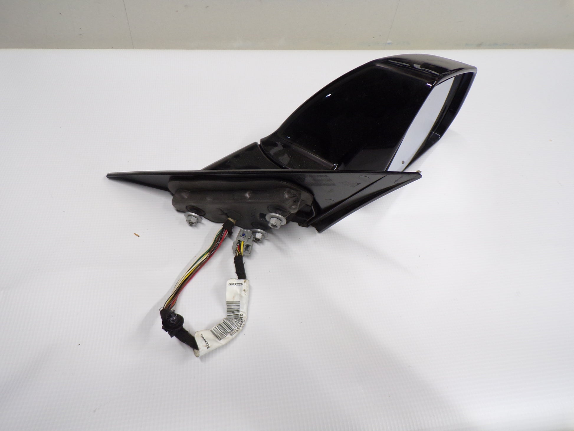 Cadillac CTS-V Exterior Mirror RH 25951706  OEM - Day's Parts Yard