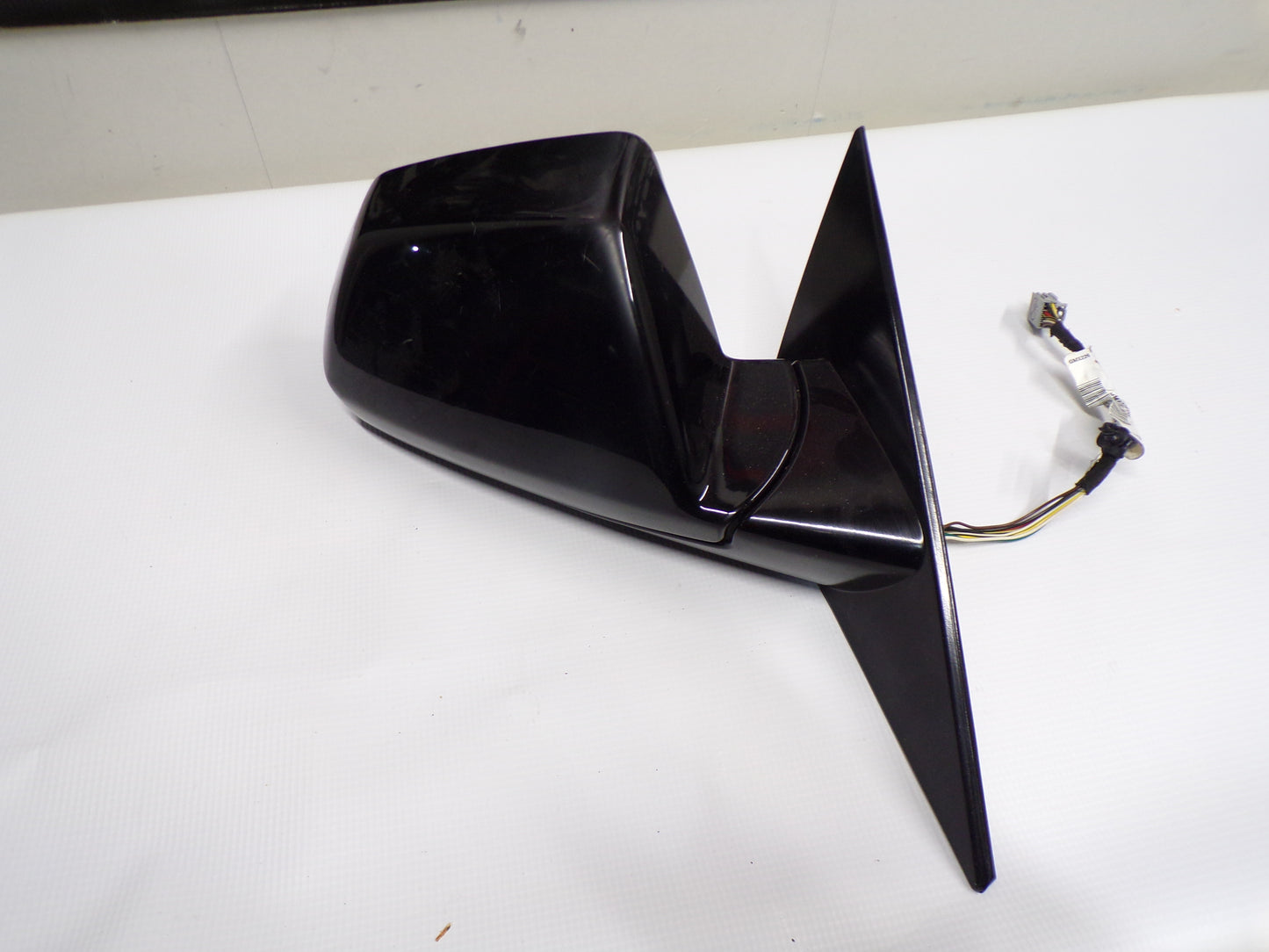 Cadillac CTS-V Exterior Mirror RH 25951706  OEM - Day's Parts Yard