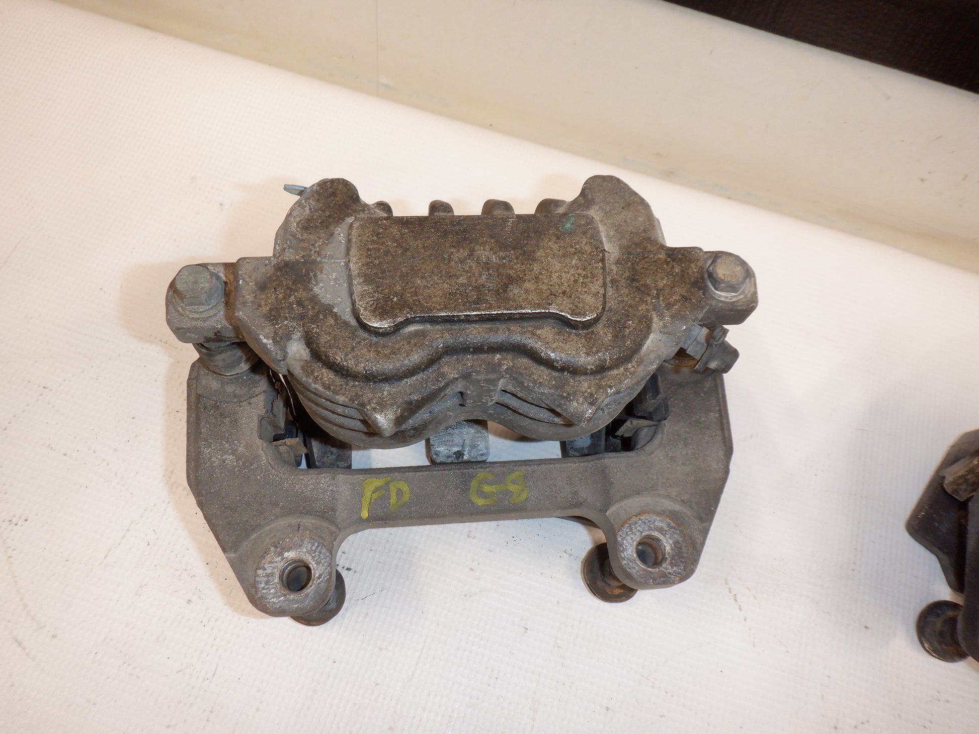 2009 Pontiac G8 Brake Calipers Front and Back OEM - Day's Parts Yard