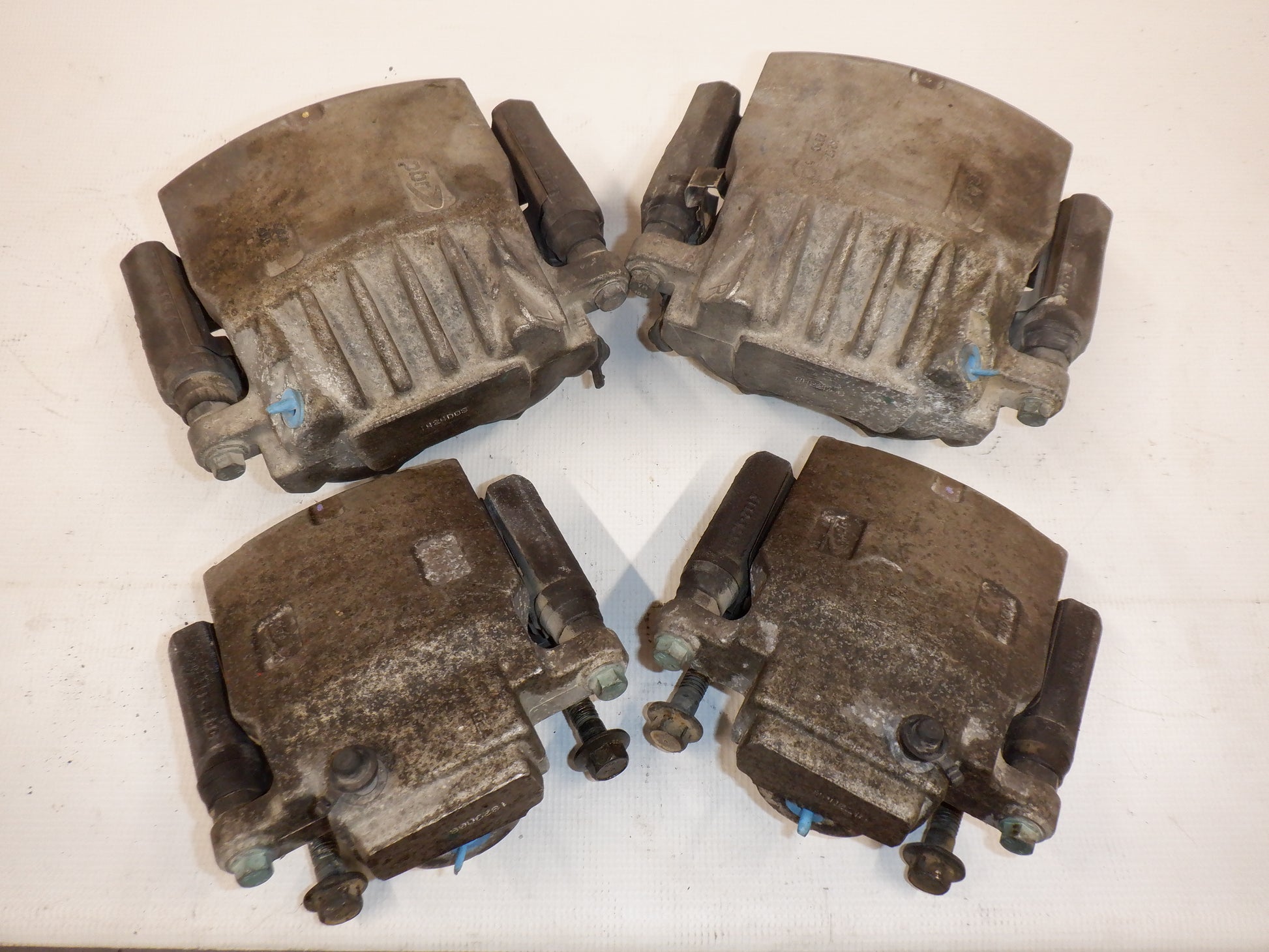 2009 Pontiac G8 Brake Calipers Front and Back OEM - Day's Parts Yard
