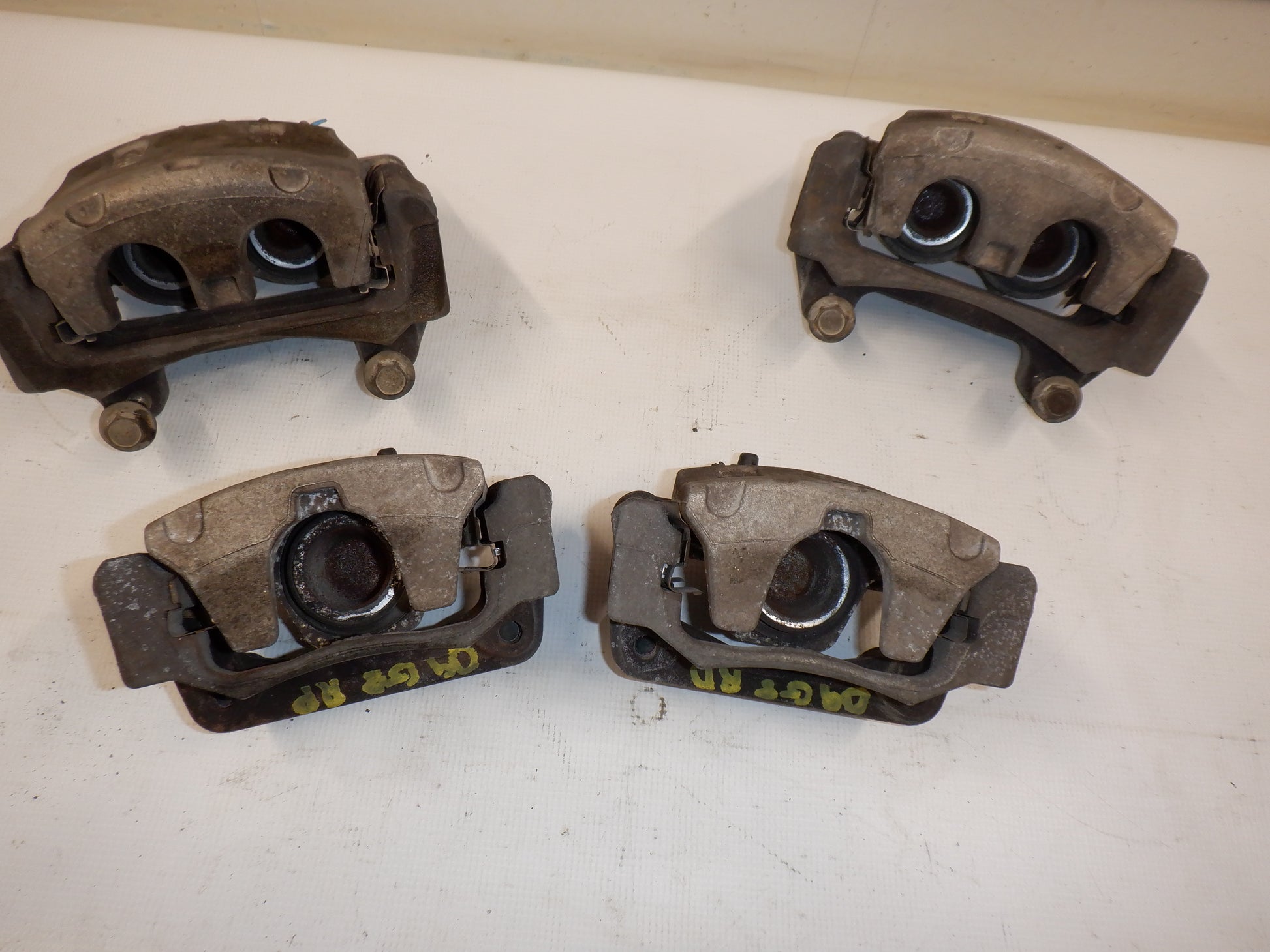 2009 Pontiac G8 Brake Calipers Front and Back OEM - Day's Parts Yard