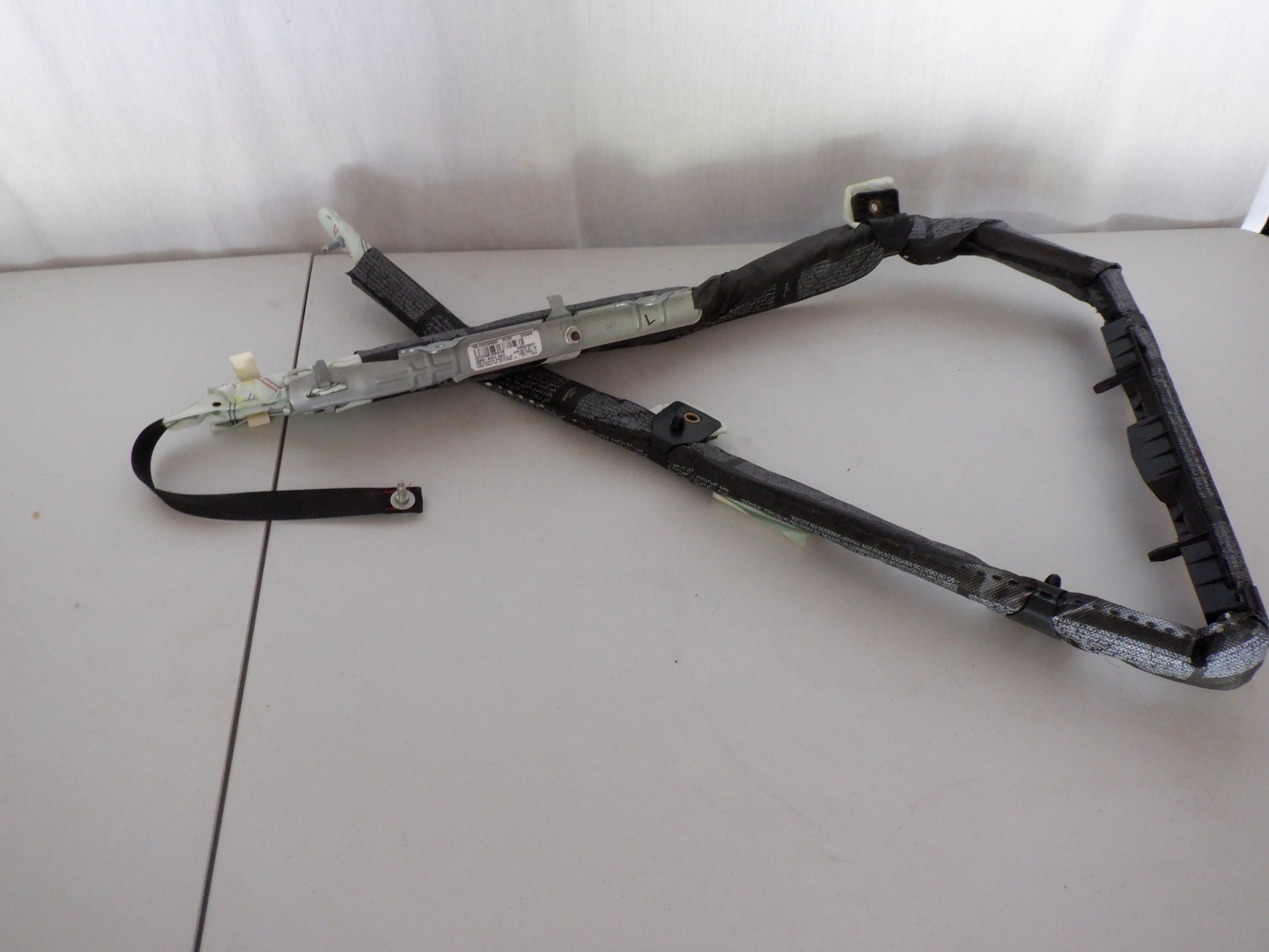 2009 Pontiac G8 Curtain LH 92220646 OEM - Day's Parts Yard