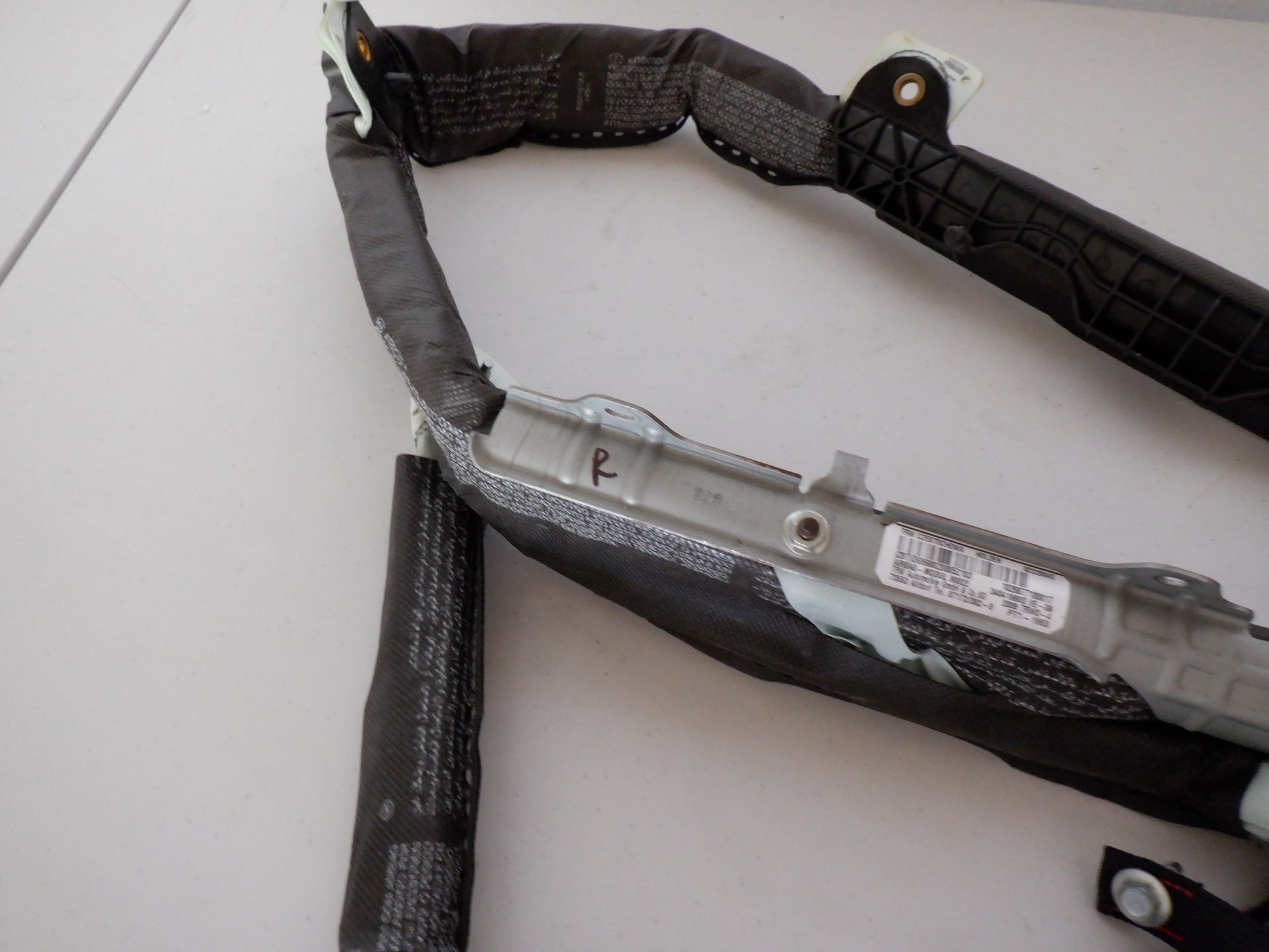 2009 Pontiac G8 RH Roof Curtain Air Bag  92220645 OEM - Day's Parts Yard