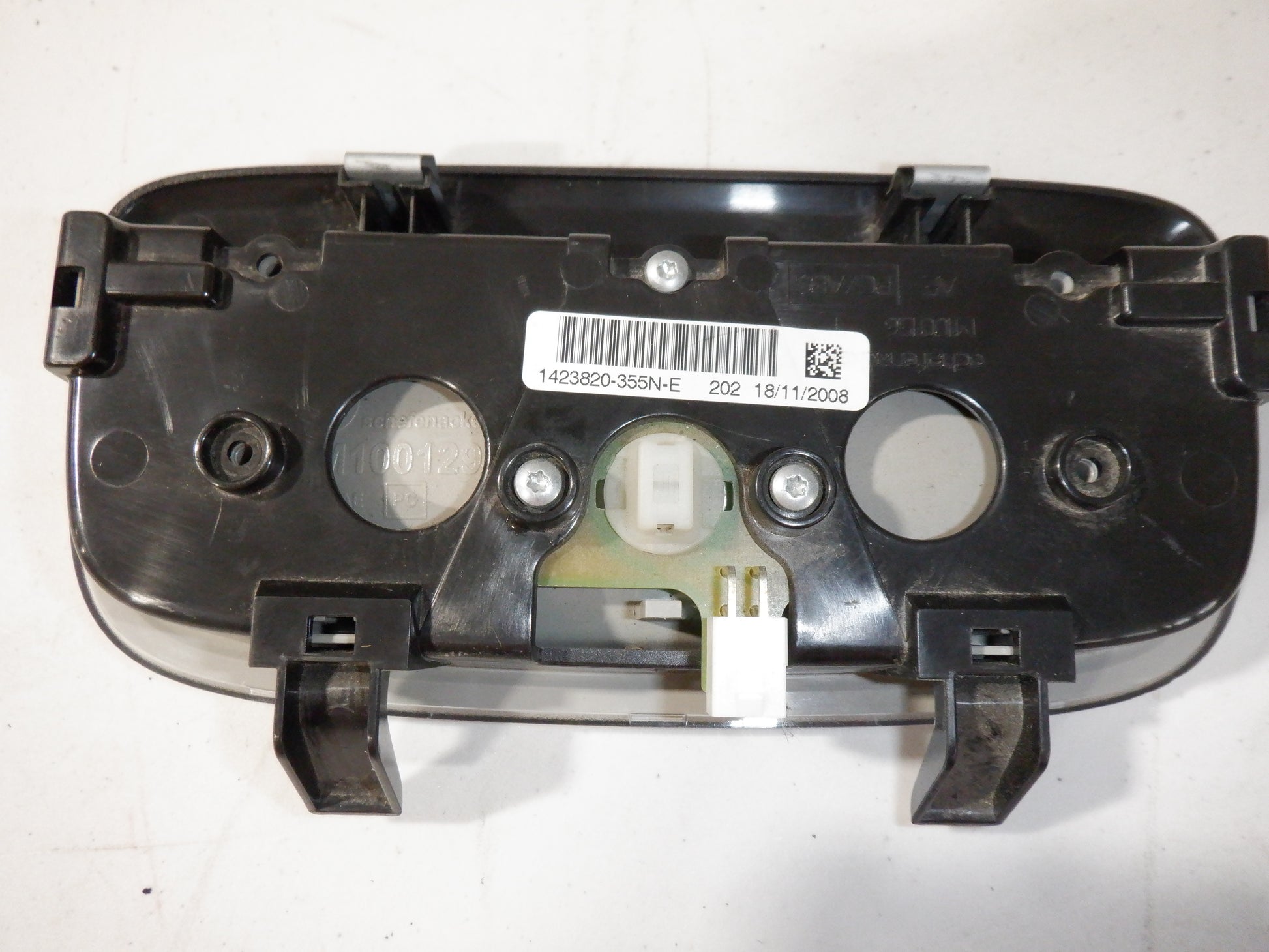 2008-2009 Pontiac G8 Interior Roof Dome Light OEM - Day's Parts Yard