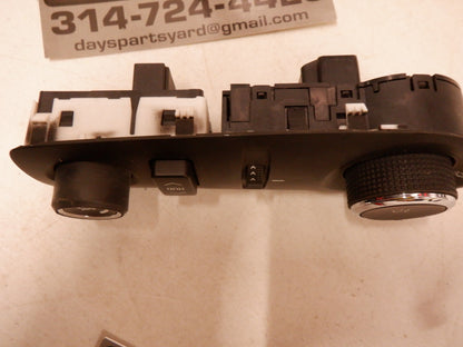 2014-2017 Chevy SS Headlight Lamp Switch w/ Trim Plate 92292686 OEM - Day's Parts Yard