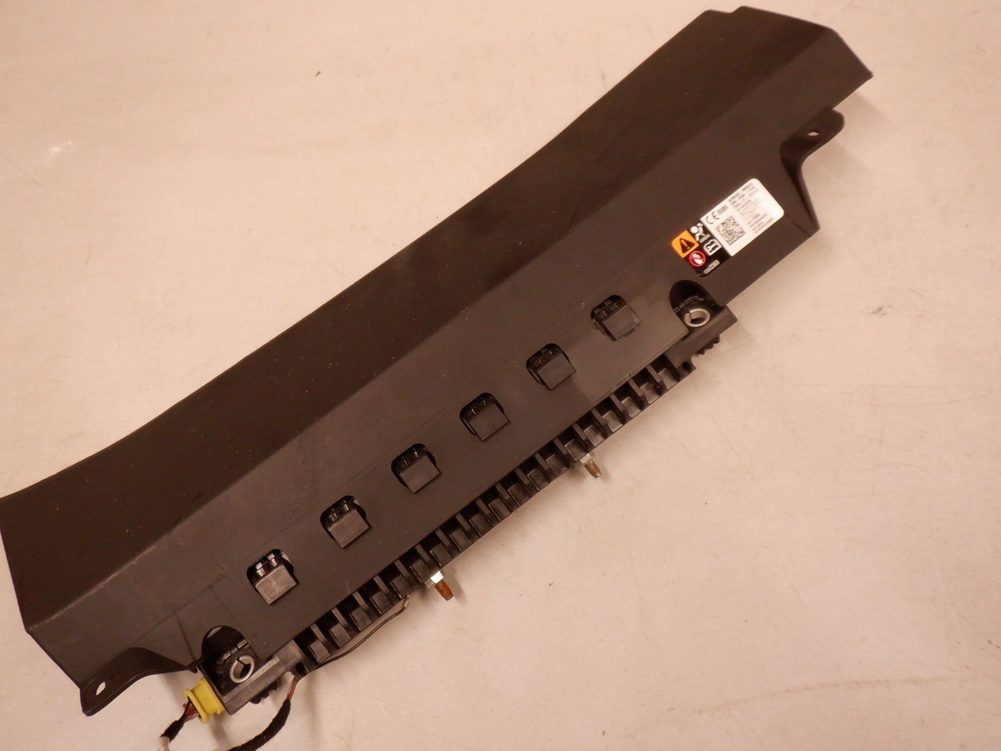 2014-2017 Chevy SS RH Side Knee Dash Bag 92272258 OEM - Day's Parts Yard