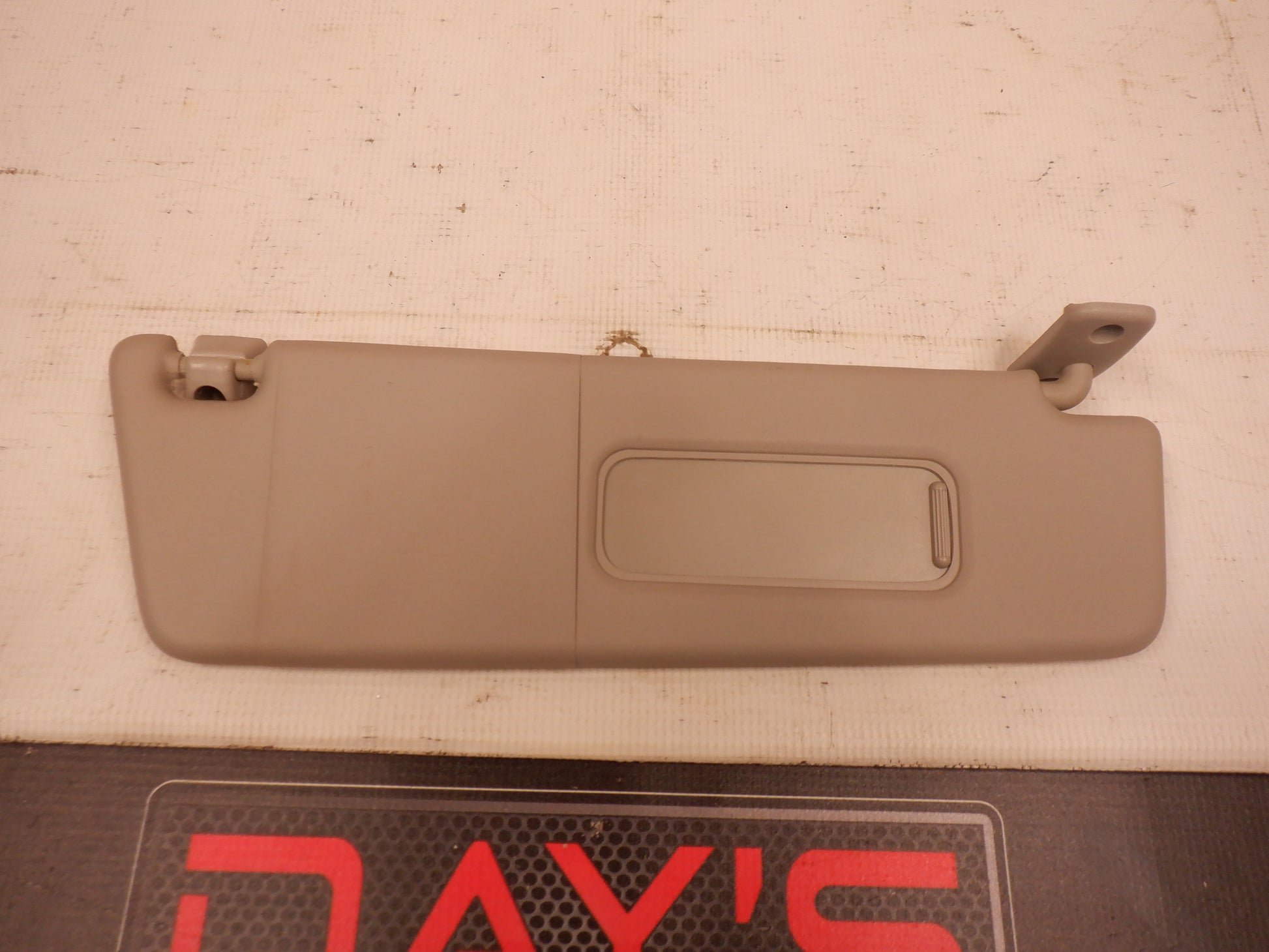 2011 Chevy Camaro SS RH Sun Visor w Clip 24409340 OEM - Day's Parts Yard
